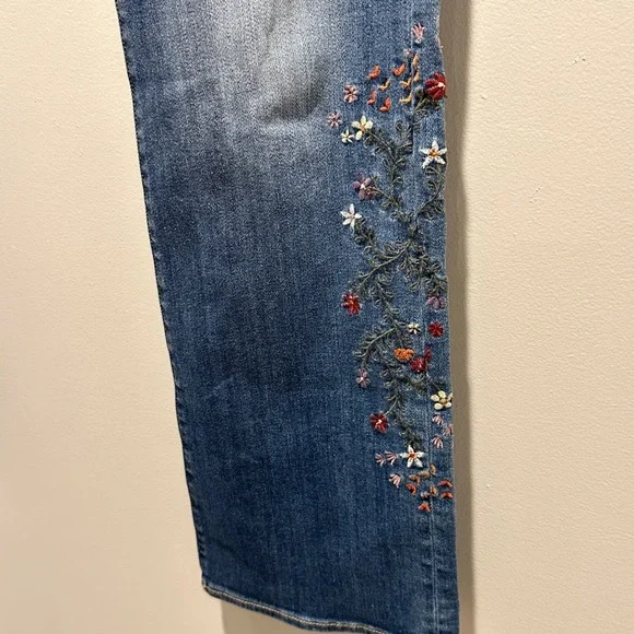 Driftwood Kelly Jeans Womens 32x32 Embroidered Floral Straight Leg Denim Boho - Picture 5 of 9